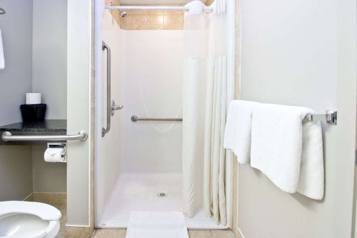 Travelodge By Wyndham Kindersley Exterior photo